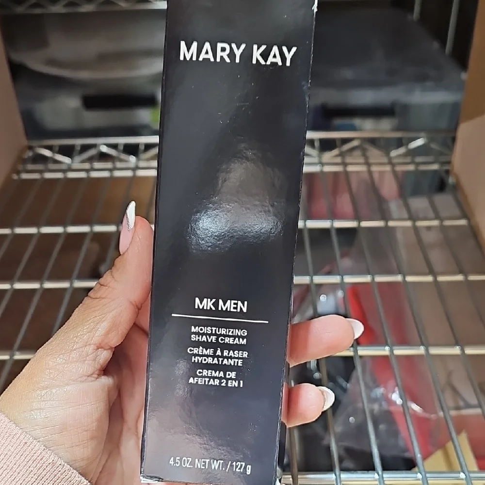 Mary Kay MK Men Moisturizing Shave Cream - Black